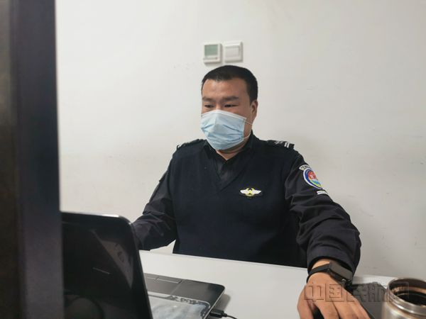 首都机场安保公司赵文鑫:不忘初心 砥砺前行_副本.jpg 首都机场安保公司赵文鑫:不忘初心 砥砺前行_副本.jpg
